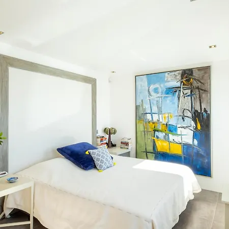 #041 Luxury House Stylish & Comfortable Albufeira