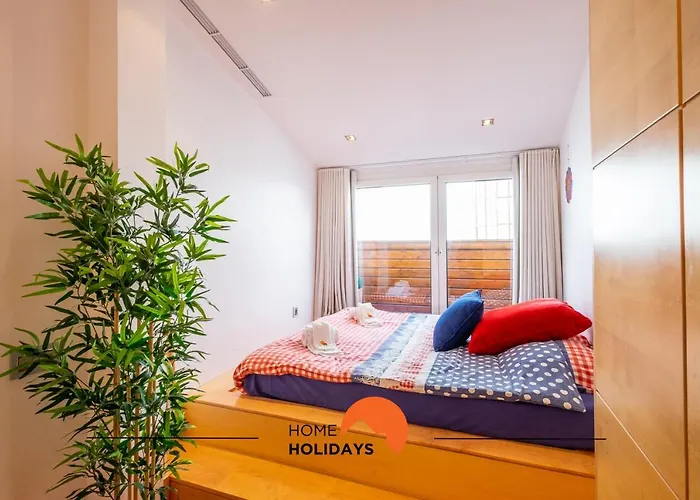 #041 Future House By Holidays *