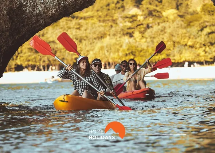 #041 Future House By Holidays Villa *